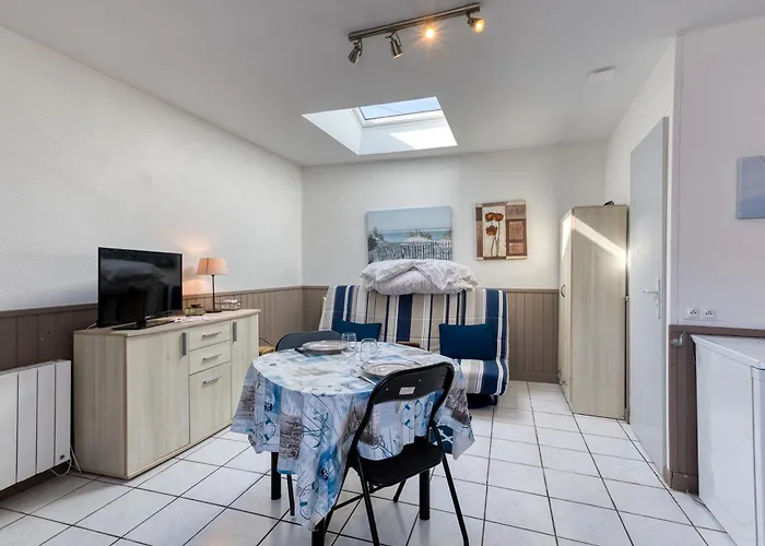 Au Pied De L'ile D'oleron Апартаменты